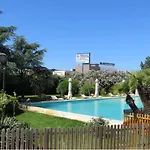 Hr Hotel 4*
