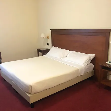 Hr Hotel