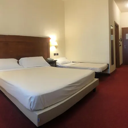Hotel Hr 4*