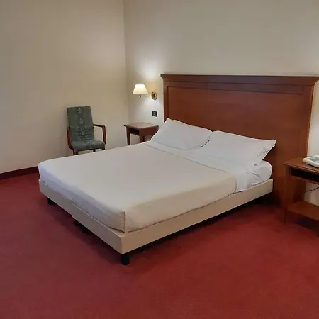 Hotel Hr Modugno