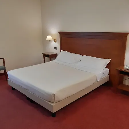 Hotel Hr Modugno
