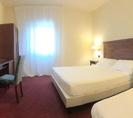 Hotel Hr 4*