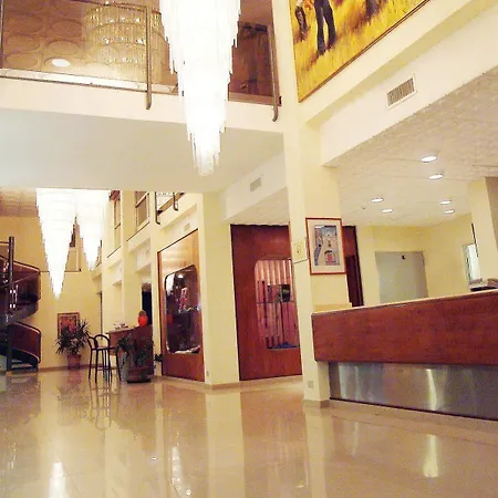 Hotel Hr 4*
