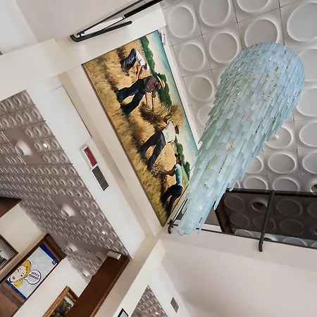 Hr ホテル モドゥーニョ