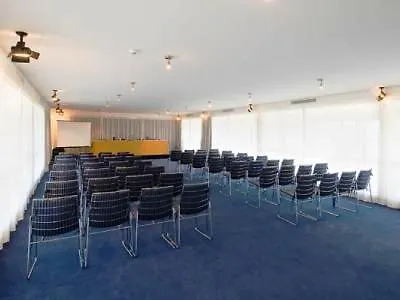 Hr モドゥーニョ